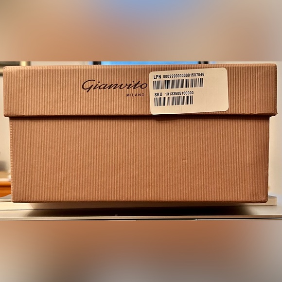 Gianvito Rossi 105 Silver Metallic Leather Pumps 36.5 - Picture 12 of 13